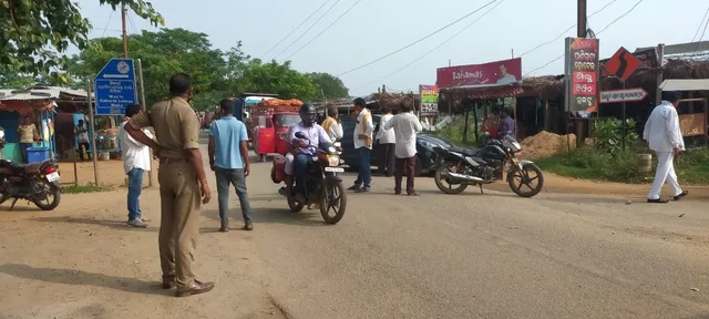 ଧାନ ବିକ୍ରି ସମସ୍ୟା, କଂଗ୍ରେସର ୧୦ଘଣ୍ଟିଆ ରାସ୍ତା ଅବରୋଧ