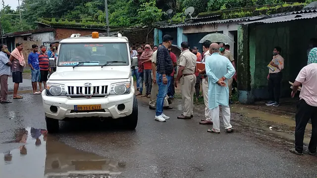 ମହିଳାଙ୍କ ଝୁଲନ୍ତା ମୃତଦେହ ଉଦ୍ଧାର, ହତ୍ୟା ଅଭିଯୋଗ ଆଣିଲେ ବାପଘର ଲୋକ