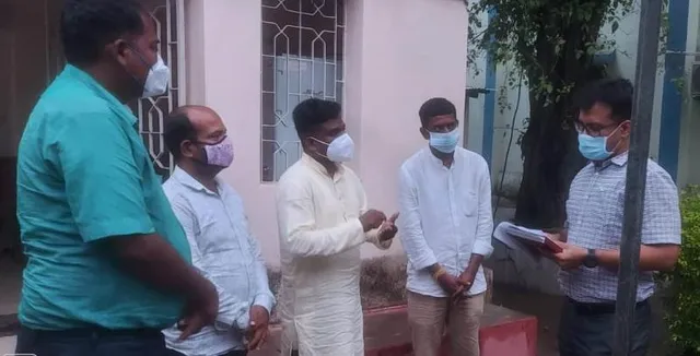 ଆଦିବାସୀଙ୍କ ଉପରେ ଜୁଲମ ପ୍ରତିବାଦରେ ଯୁବ କଂଗ୍ରେସର ଜିଲ୍ଲାପାଳଙ୍କୁ ଦାବିପତ୍ର