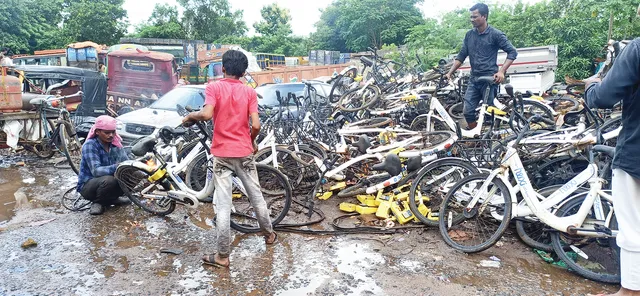 କବାଡ଼ିଆକୁ ‘ମୋ ସାଇକେଲ୍‌’ ବିକ୍ରି ପ୍ରସଙ୍ଗ: କାହିଁକି ସତ ଲୁଚାଉଛନ୍ତି କର୍ତ୍ତୃପକ୍ଷ?