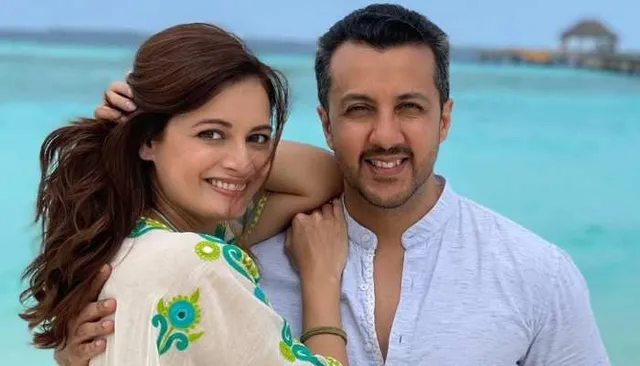 ମା’ ହେଲେ ଦିୟା