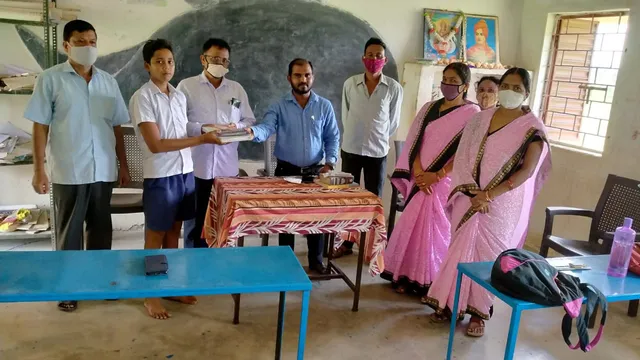 ଜାତୀୟ ଆର୍ଥିକ ମେଧାବୃତ୍ତି ପରୀକ୍ଷା: ଚାଷୀଙ୍କ ପୁଅ ଜିଲ୍ଲା ଟପର୍‌, ସ୍କୁଲ୍‌ରେ ସମ୍ବର୍ଦ୍ଧନା