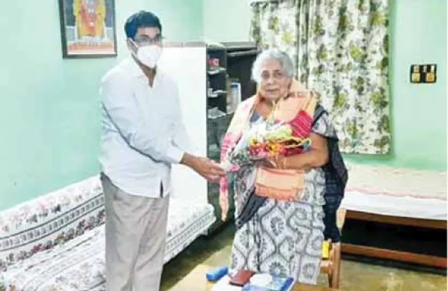 ନାରାୟଣୀଙ୍କୁ ଭେଟିଲେ ଉଚ୍ଚ ଶିକ୍ଷା ମନ୍ତ୍ରୀ