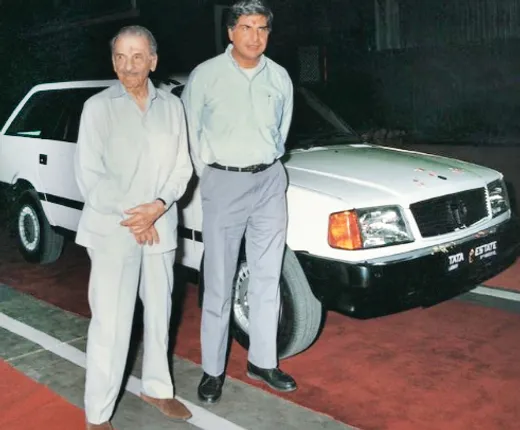 କାର୍‌ ତିଆରି କରିବା ଜେଆର୍‌ଡି ଟାଟାଙ୍କ ସ୍ବପ୍ନ ଥିଲା