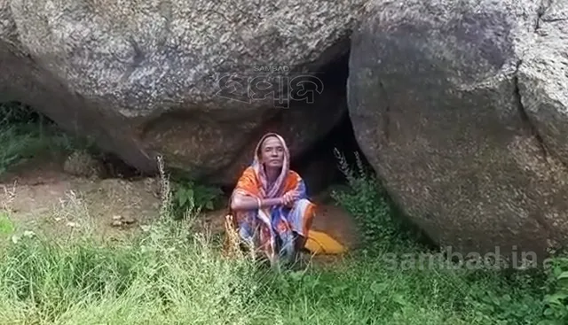 ରୋଗ ଯନ୍ତ୍ରଣା ହେଲା ଅସହ୍ୟ, ଶେଷରେ ଆତ୍ମହତ୍ୟା ରାସ୍ତା ବାଛିଲେ ବୃଦ୍ଧା