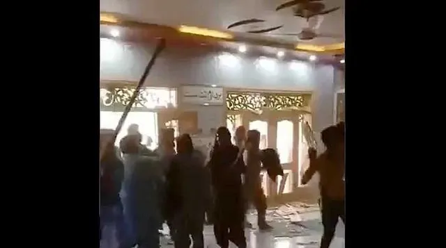 ପାକିସ୍ତାନରେ ହିନ୍ଦୁ ମନ୍ଦିର ଉପରେ ଆକ୍ରମଣ : ପ୍ରତିବାଦ ଜଣାଇଲା ଭାରତ