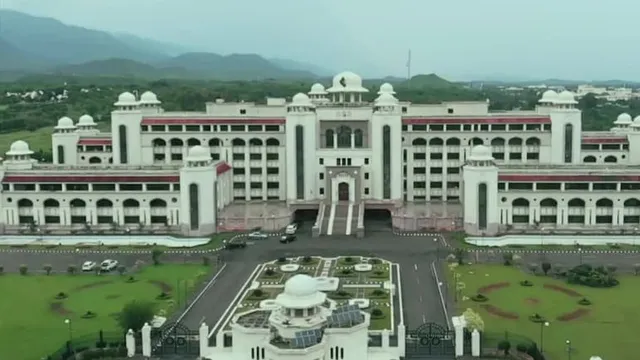 ଅର୍ଥ ପାଇଁ ପ୍ରଧାନମନ୍ତ୍ରୀ ଇମ୍ରାନ୍‌ ଖାଁଙ୍କ ସରକାରୀ ବାସଭବନକୁ ଭଡ଼ା ଦେବେ ପାକିସ୍ତାନ ସରକାର