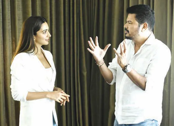 ପୁଣି ଚର୍ଚ୍ଚାରେ କିଆରା ଆଡ୍‌ଭାନୀ