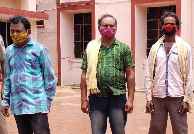 ହନୁମାନ ପଇସା କାରବାର ଅଭିଯୋଗ: ୩ ଗିରଫ, ଲକ୍ଷେ ଟଙ୍କା ସହ ହନୁମାନ ପଇସା ଜବତ