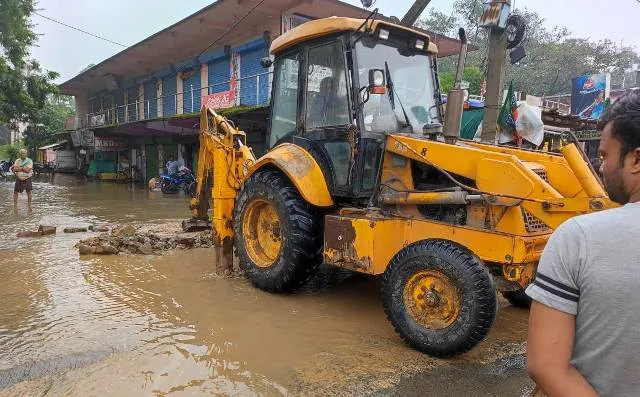 ଲଗାଣ ବର୍ଷାରେ ଘଟଗାଁ ଉବୁଟୁବୁ