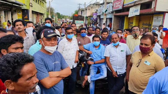 ପାଟଣାଗଡ଼ ବଣିକ ସଂଘ ପକ୍ଷରୁ ରାସ୍ତାରୋକ