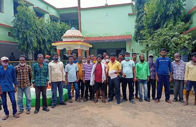 ରାଣୀପଡ଼ା ପଞ୍ଚାୟତରେ ଆବାସ ଅନିୟମିତତା! ବିଡିଓଙ୍କୁ ଭେଟିଲେ ଗ୍ରାମବାସୀ