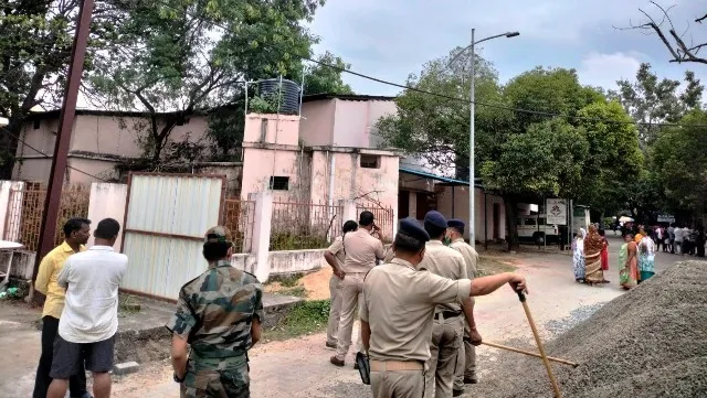 ନୂଆଁଖାଇରେ ରକ୍ତରେ ଭିଜିଲା ସମ୍ବଲପୁର, ଯୁବକଙ୍କୁ ଗୋଡ଼ାଇ ଗୋଡ଼ାଇ ହାଣିଲେ ୨୦ରୁ ଅଧିକ ଦୁର୍ବୃତ୍ତ