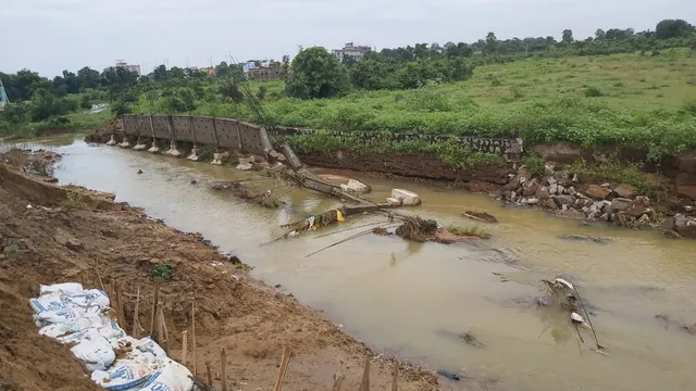 ବର୍ଷାରେ ଭାଙ୍ଗିଲା ମାତୃ ଓ ଶିଶୁ ସ୍ବାସ୍ଥ୍ୟ କେନ୍ଦ୍ର ନିର୍ମାଣାଧୀନ ପାଚେରି  