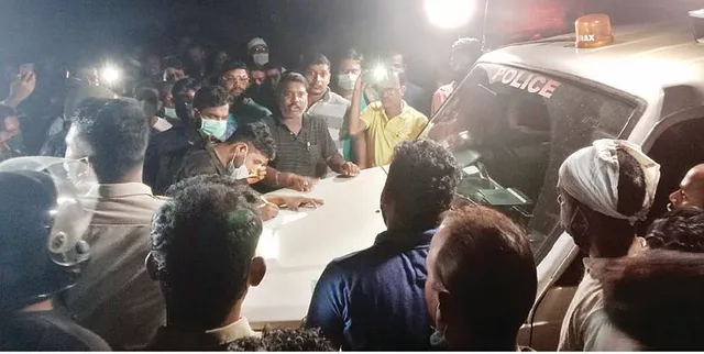 ଗାଡ଼ିଚାଳକଙ୍କୁ ଲୁଟେରାଙ୍କ ପ୍ରାଣାନ୍ତକ ଆକ୍ରମଣ: ମୁଣ୍ଡକୁ ଧାରୁଆ ଅସ୍ତ୍ରରେ ଚୋଟ ମାରି ଲହୁଲୁହାଣ କଲେ