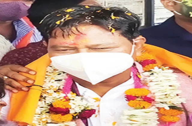 ମନ୍ତ୍ରୀ ପଦ ସମ୍ଭାଳିବେ ନା ଜିଲ୍ଲା ସଂଗଠନ: ବିଶ୍ବେଶ୍ବରଙ୍କ ଆଗରେ ବଡ଼ ଆହ୍ବାନ