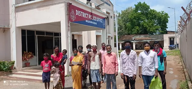 ଅଭିଯୁକ୍ତମାନଙ୍କୁ ଗିରଫ ଦାବିରେ ଏସ୍‌ପିଙ୍କୁ ଗୁହାରି କଲେ ପରିବାର ଲୋକ