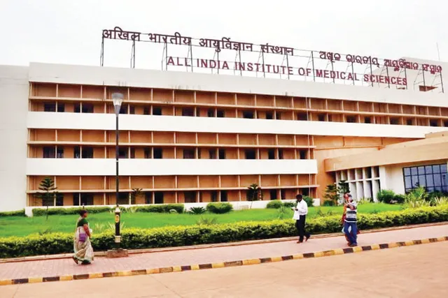 ଏମ୍ସରେ ନାହିଁ ଅସ୍ତ୍ରୋପଚାର ବ୍ୟବସ୍ଥା: ବଢ଼ୁଛି ନବଜାତ ହୃଦ୍‌ରୋଗୀଙ୍କ ସଂଖ୍ୟା