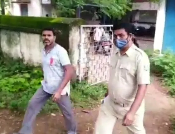 ୫ଟଙ୍କା ପାଇଁ ଗ୍ରାହକଙ୍କୁ ମାଡ଼ ଘଟଣା: ଜେଲ୍‌ ଗଲେ ହୋଟେଲ୍‌ ମାଲିକ