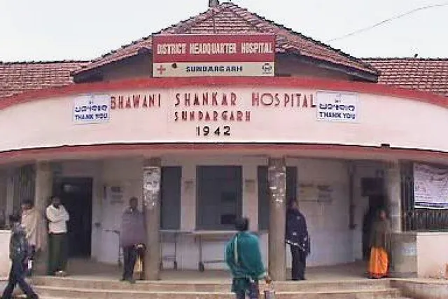 ଵୃଦ୍ଧ ଦମ୍ପତିଙ୍କୁ ମରଣାନ୍ତକ ଆକ୍ରମଣ: ଵୃଦ୍ଧାଙ୍କ ମୃତ୍ୟୁ, ଅଭିଯୁକ୍ତ ଫେରାର