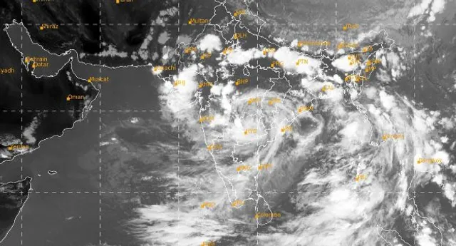 ଧୀରେ ଧୀରେ ଦୁର୍ବଳ ହେଉଛି ଗୁଲାବ, ସଂଧ୍ୟା ସୁଦ୍ଧା ଅବପାତରେ ପରିଣତ ହେବ