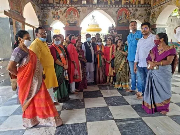 ପ୍ରଧାନମନ୍ତ୍ରୀ ନରେନ୍ଦ୍ର ମୋଦୀଙ୍କ ଜନ୍ମଦିନ: ମୟୂରଭଞ୍ଜ ଜିଲ୍ଲା ବିଜେପି ମହିଳା ଓ ଯୁବ ମୋର୍ଚ୍ଚା ପକ୍ଷରୁ ସେବା ସପ୍ତାହ ପାଳନ