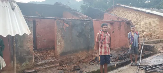 ଧାଇଗୁଡ଼ାରେ ଅଗ୍ନିକାଣ୍ଡ: ଜଳିଗଲା ୫ ବଖରା, ବାସହରା ହେଲେ ଦୁଇଟି ପରିବାର