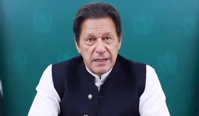 ପୂରା ବିଶ୍ୱର କ୍ରିକେଟକୁ ନିୟନ୍ତ୍ରଣ କରୁଛି ଭାରତ, କୌଣସି ଦେଶ ମ୍ୟାଚ ବାତିଲ କଥା ଭାବିବେ ନାହିଁ: ଇମ୍ରାନ ଖାନ