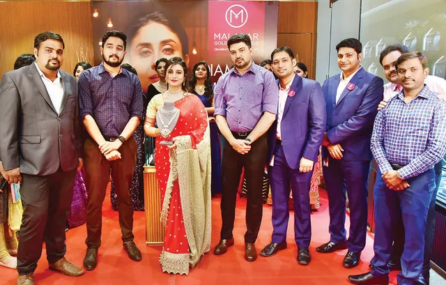 ମାଲାବାର ୪ ନୂଆ ଷ୍ଟୋର ଖୋଲିବ