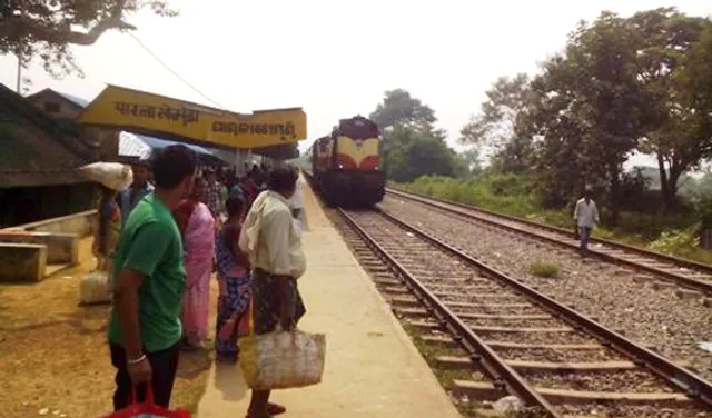 କ‌ରୋନା ଆଳ, ଅଟକିଛି ରେଳ: ପାରଳାଖେମୁଣ୍ତି ରୁଟ୍‌ରେ ଚାଲୁଛି ସୀମିତ ଟ୍ରେନ୍‌