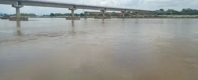 ରାୟଗଡ଼ାରେ ଲଘୁଚାପଜନିତ ବର୍ଷା, ସତର୍କ ସଙ୍କେତର ନିକଟତର ହେଲା ବଂଶଧାରା ଜଳସ୍ତର