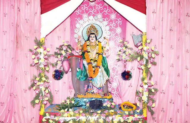 ଝଲସୁଛି ସହର: ପୂଜା ପାଇଲେ ଦେବଶିଳ୍ପୀ ବିଶ୍ୱକର୍ମା