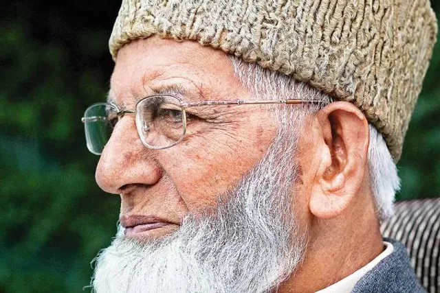 ସୈୟେଦ୍‌ ଅଲି ଗିଲାନୀଙ୍କ ଶବ ପାକିସ୍ତାନୀ ପତାକାଦ୍ବାରା ଆବୃତ ଭିଡିଓ ଦେଖିବା ପରେ ମାମଲା ରୁଜୁ କଲା ଜମ୍ମୁ ଓ କଶ୍ମୀର ପୁଲିସ