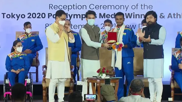 ଟୋକିଓ ପାରା ଅଲିମ୍ପିକ୍ସ ବିଜେତାଙ୍କୁ ସମ୍ବର୍ଦ୍ଧିତ କଲେ କ୍ରୀଡ଼ାମନ୍ତ୍ରୀ ଅନୁରାଗ ଠାକୁର