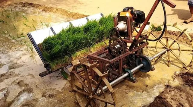 ଧାନରୁଆ ମେସିନ୍ ସବ୍‌ସିଡି ଜାଲିଆତିର ପର୍ଦ୍ଦାଫାସ୍: ୪ ବର୍ଷରେ ୬ କୋଟି ଟଙ୍କା ହଡ଼ପ