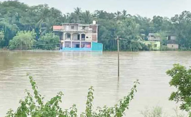 ବାଲେଶ୍ବରର ବସ୍ତାରେ ବନ୍ୟା, ଶତାଧିକ ଗାଁ ଜଳବନ୍ଦୀ