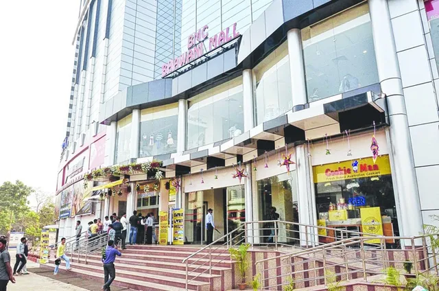 ବିବାଦ ଘେରରେ ସହିଦନଗର ହାଟ: ୭ ବର୍ଷ ପରେ ବି ମିଳିଲାନି ପିଣ୍ଡି