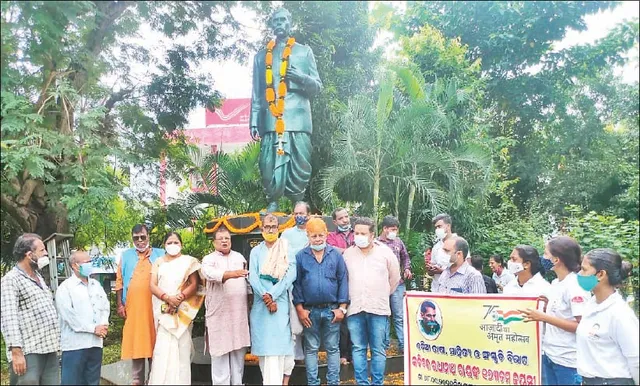 ଜୟନ୍ତୀରେ ଭାବପୂର୍ଣ୍ଣ ଶ୍ରଦ୍ଧାଞ୍ଜଳି: ରାଧାନାଥ ରାୟ ଥିଲେ ଜନମାନସର କବି