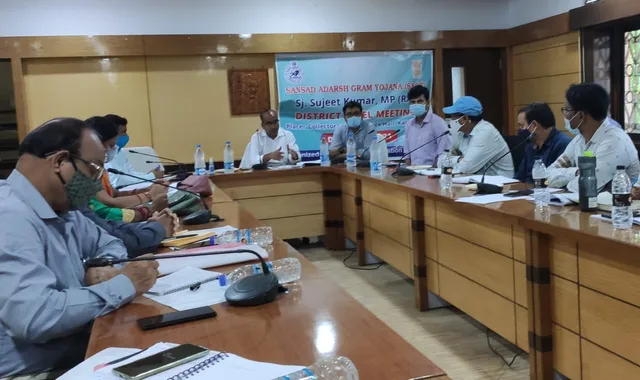 ସାଂସଦ ଆଦର୍ଶ ଗ୍ରାମ ଯୋଜନାର ଜିଲ୍ଲାସ୍ତରୀୟ ସମୀକ୍ଷା ବୈଠକ