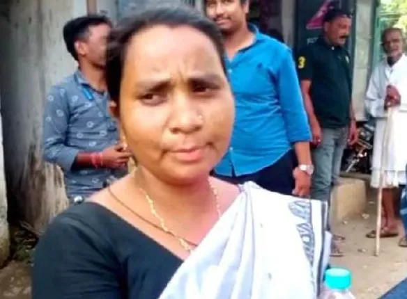 ଶିକ୍ଷୟିତ୍ରୀଙ୍କଠାରୁ ୨ଲକ୍ଷ ଲୁଟ୍‌