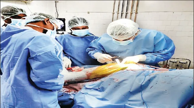 କ୍ୟାପିଟାଲ ହସ୍ପିଟାଲରେ ଅସ୍ତ୍ରୋପଚାର ସଫଳ: ପୁଣି ଥରେ ନିଜ ଗୋଡ଼ରେ ଚାଲିବେ ସଞ୍ଜୁ