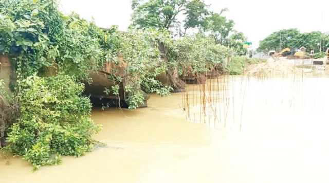 ବିପଦ ସଂକେତ ଉପରେ ଜଳକା, ତଳିଆ ଅଞ୍ଚଳରେ ବନ୍ୟା ଆଶଙ୍କା