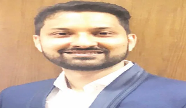 ଆସୁଛି ପୂଜା: ଉତ୍ସବ ସମୟରେ ନୂଆ ପୋଷାକ ମନରେ ସକାରାତ୍ମକ ଭାବନା ଆଣେ