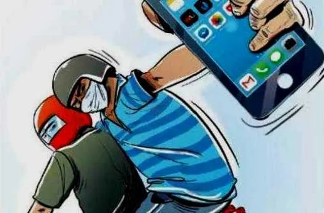 ଶାନ୍ତିସ୍ତୂପରେ ଝାଡ଼ଖଣ୍ଡ ପର୍ଯ୍ୟଟକଙ୍କ ମୋବାଇଲ ଫୋନ ଲୁଟିଲେ ଦୁର୍ବୃତ୍ତ