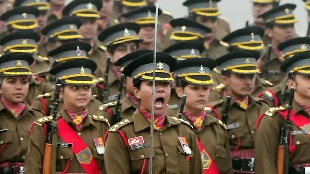 ଏନ୍‌ଡିଏ ଦେଇ ସେନାରେ ପଶିପାରିବେ ମହିଳା: ସୁପ୍ରିମ୍‌ କୋର୍ଟରେ କେନ୍ଦ୍ରର ଜବାବ