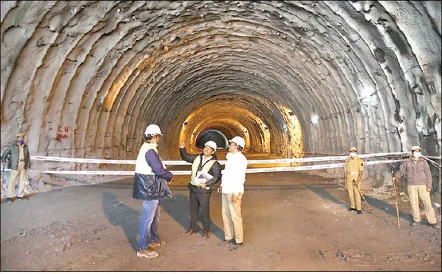 ଶ୍ରୀନଗର ଓ ଲେହର ଜୀବନରେଖା ହେବ ଜୋଜିଲା ଟନେଲ: ୨୦୨୩ ଡିସେମ୍ବର ସୁଦ୍ଧା ସରିବ ନିର୍ମାଣ