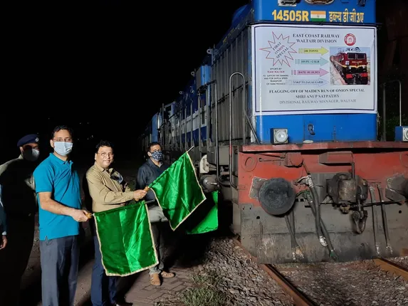 ବିଶାଖାପାଟଣା ଷ୍ଟେସନ ଠାରୁ ପ୍ରଥମ ପିଆଜ ସ୍ୱତନ୍ତ୍ର ଟ୍ରେନ୍‌ ଗଲା ବିହାର