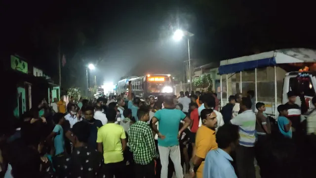 ହାତୀ ପାଇଁ ବିଦ୍ୟୁତ୍‌ କାଟ ପ୍ରତିବାଦରେ ବ୍ରହ୍ମପୁର-ଫୁଲବାଣୀ ରାସ୍ତା ଅବରୋଧ