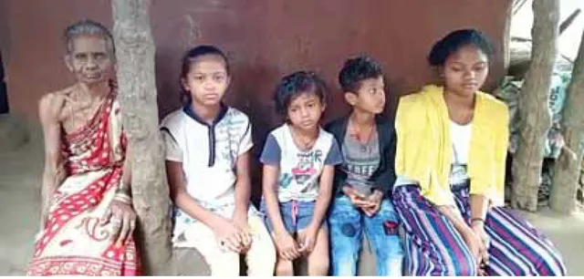 ବୟସ ୭୦, ୪ ଅନାଥଙ୍କ ବୋଝ