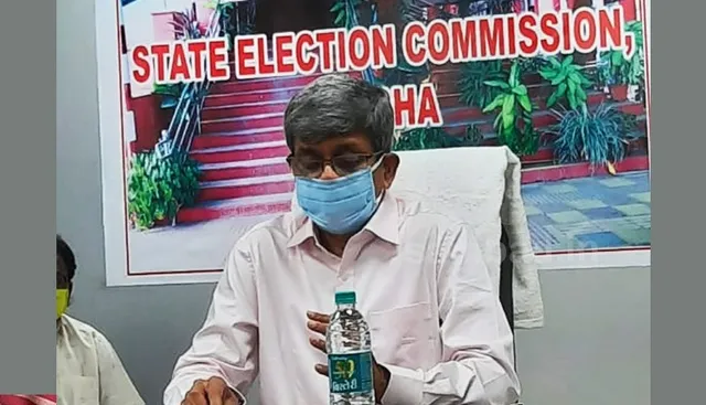 ପଞ୍ଚାୟତ ନିର୍ବାଚନ ପ୍ରସ୍ତୁତି ନେଇ ଜିଲ୍ଲାପାଳମାନଙ୍କ ସହ କଥା ହେଲେ ରାଜ୍ୟ ନିର୍ବାଚନ କମିସନର